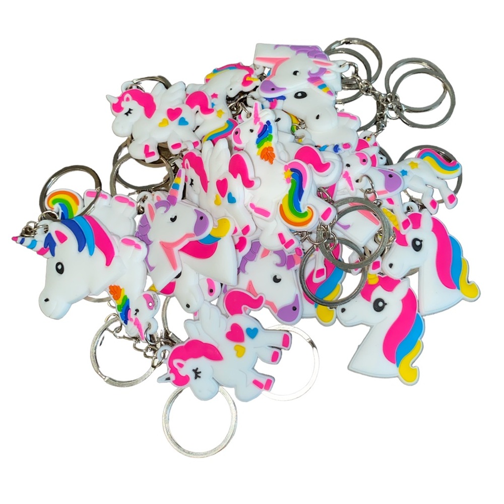 29 Unicorn keychains